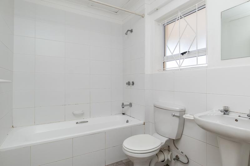 1 Bedroom Property for Sale in Plumstead Western Cape